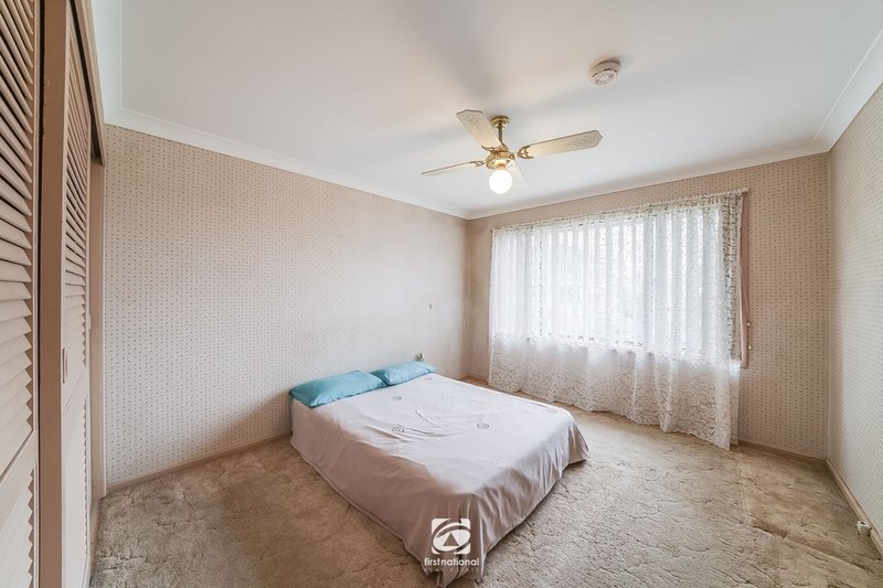 Photo - 8 Winter Avenue, Mount Warrigal NSW 2528 - Image 10