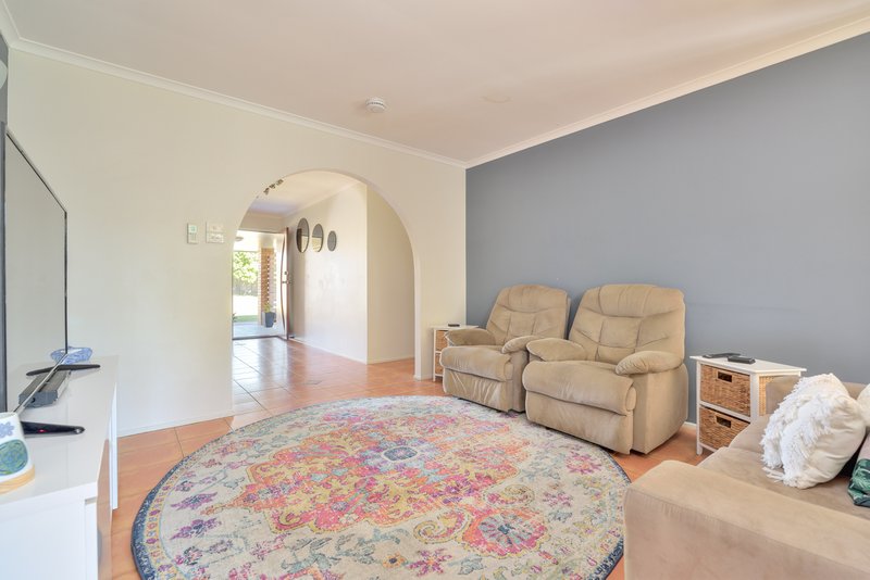 Photo - 8 Witney Street, Telina QLD 4680 - Image 3