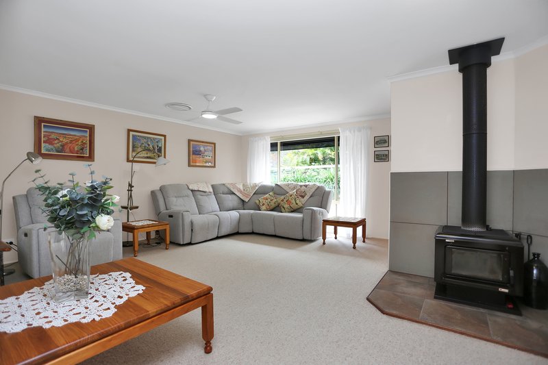 Photo - 8 Wombourne Road, Tea Gardens NSW 2324 - Image 4