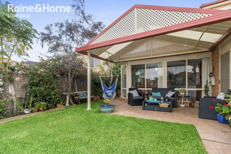 Photo - 8 Woodside Avenue, West Hoxton NSW 2171 - Image 12