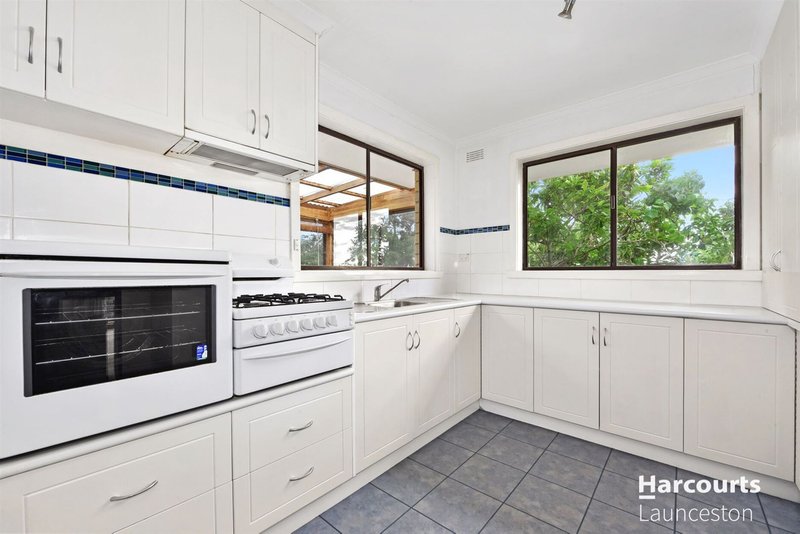 Photo - 8 Woolston Street, Trevallyn TAS 7250 - Image 5