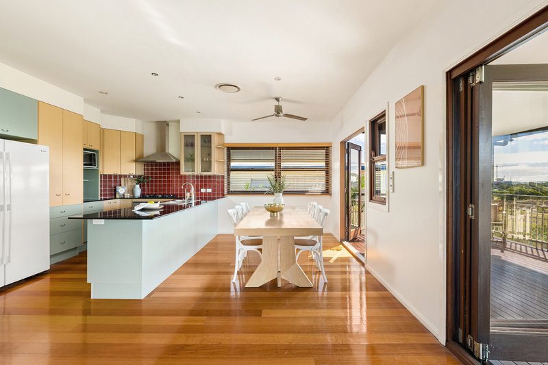 Photo - 8 Wordsworth Street, Bulimba QLD 4171 - Image 5