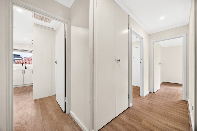Photo - 8 Worrall Court, Orelia WA 6167 - Image 2