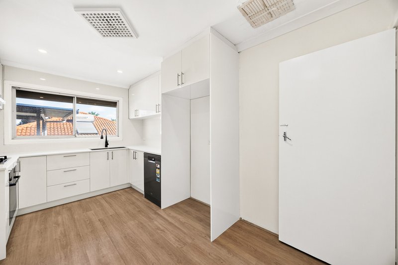 Photo - 8 Worrall Court, Orelia WA 6167 - Image 6