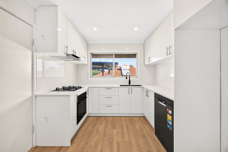 Photo - 8 Worrall Court, Orelia WA 6167 - Image 7