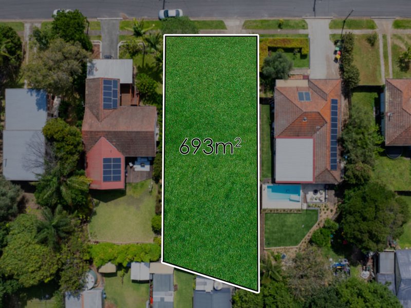 Photo - 8 Wyeth Street, Wynnum QLD 4178 - Image 5