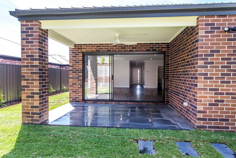 Photo - 8 Wynnlea Place, Lilydale VIC 3140 - Image 14