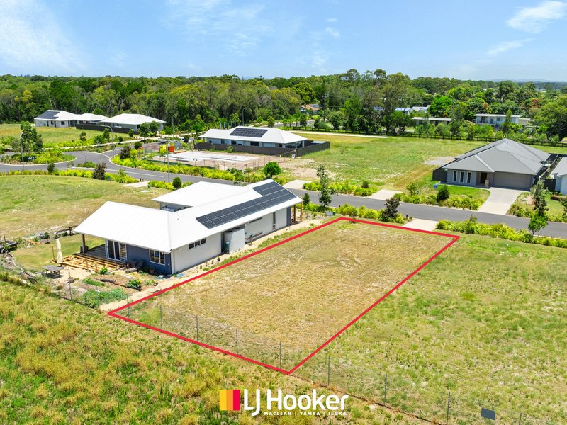 Photo - 8 Yaegl Crescent, Iluka NSW 2466 - Image 2