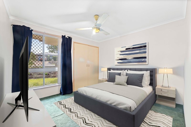 Photo - 8 Yalumba Crescent, Wilsonton Heights QLD 4350 - Image 5