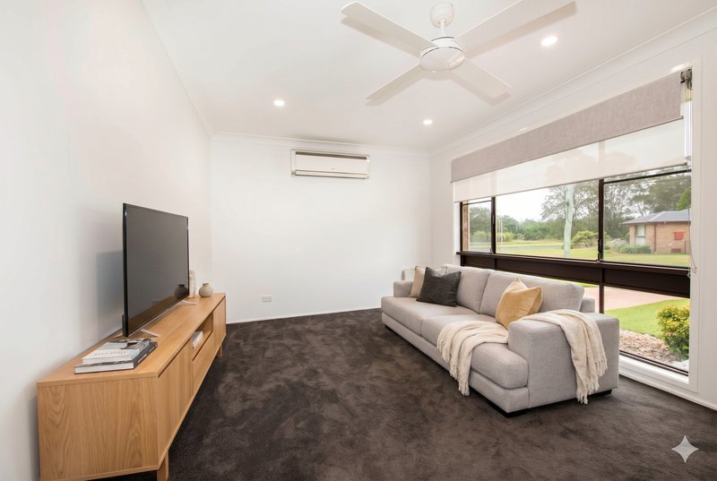 Photo - 8 Yanco Avenue, Jamisontown NSW 2750 - Image 3