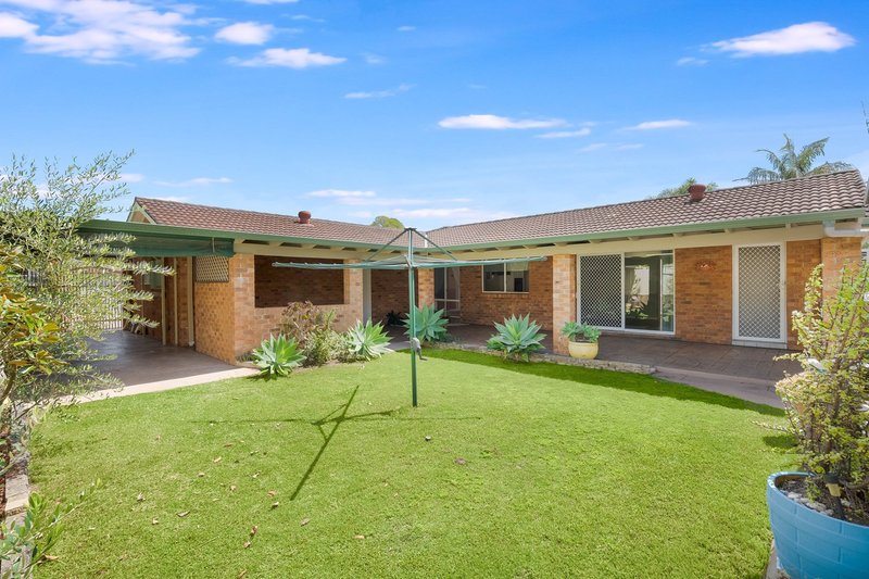 8 Yanderra Crescent, Narara NSW 2250