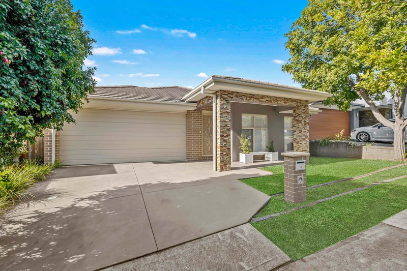 Photo - 8 Yerrang Avenue, Glenmore Park NSW 2745 - Image 2