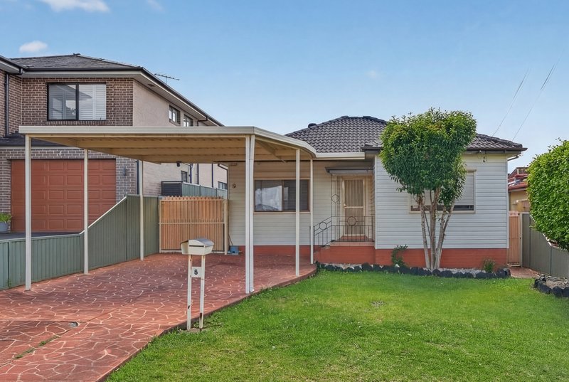 Photo - 8 York Street, Condell Park NSW 2200 - Image 1