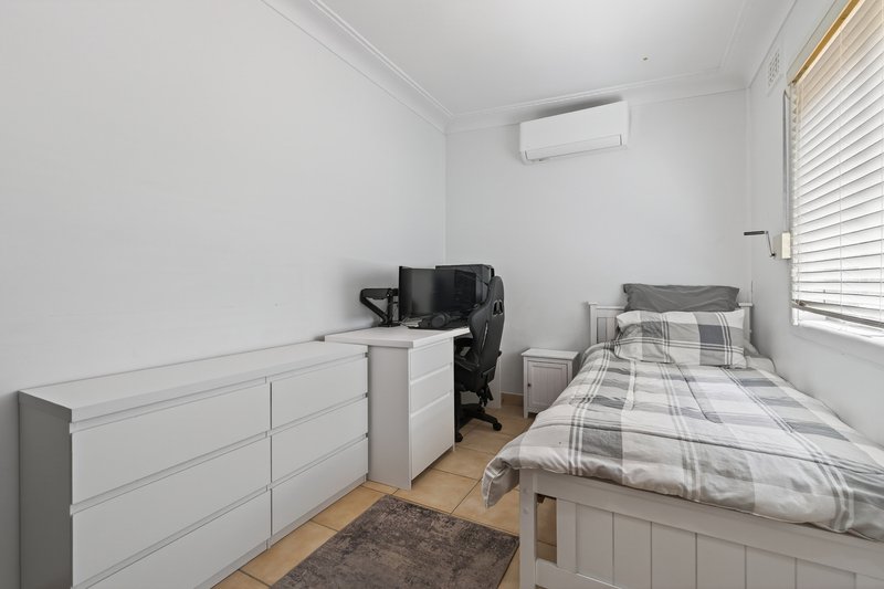 Photo - 8 York Street, Condell Park NSW 2200 - Image 10