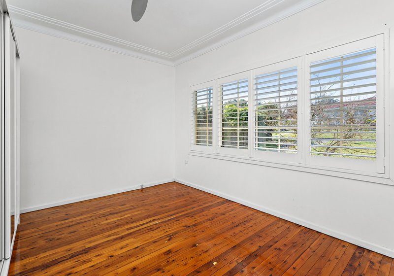 Photo - 8 Yorkshire Road, Dapto NSW 2530 - Image 6