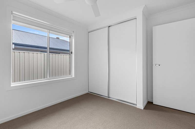 Photo - 8 Young Court, Munno Para West SA 5115 - Image 4