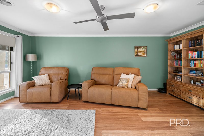 Photo - 8 Yulong Street, Glenfield Park NSW 2650 - Image 2