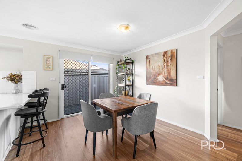 Photo - 8 Yulong Street, Glenfield Park NSW 2650 - Image 7