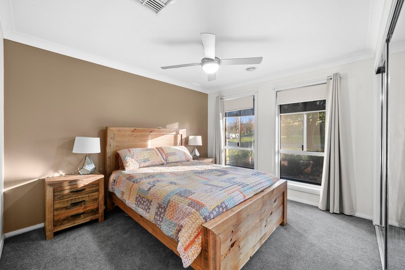 Photo - 8 Yulong Street, Glenfield Park NSW 2650 - Image 8
