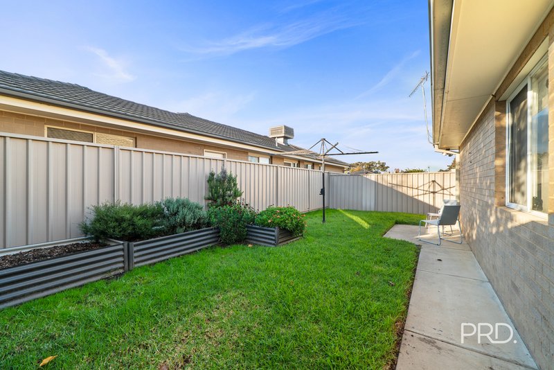 Photo - 8 Yulong Street, Glenfield Park NSW 2650 - Image 12
