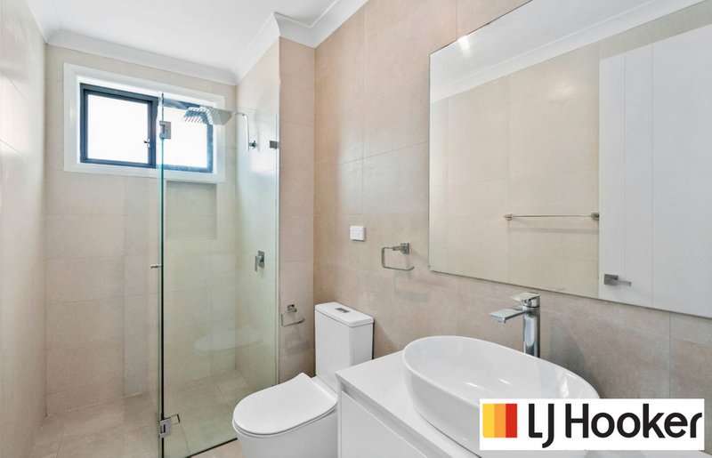 Photo - 8 Yusen Street (Grantham Farm) , Riverstone NSW 2765 - Image 4