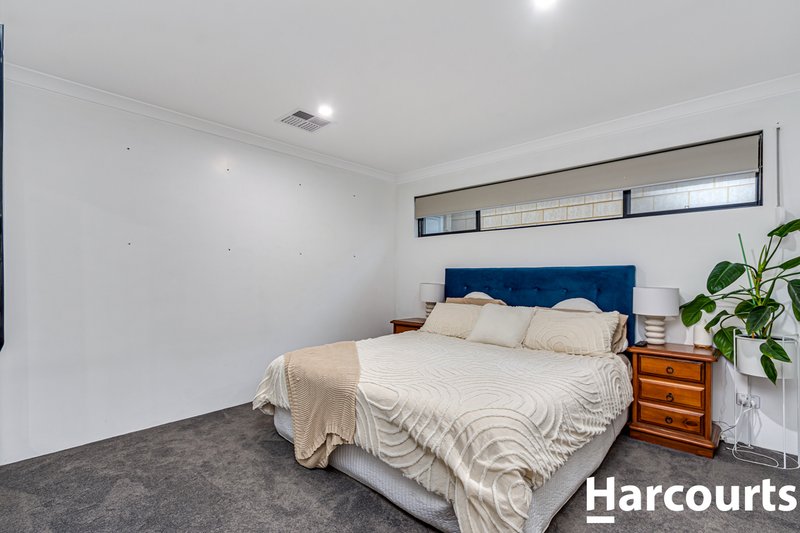 Photo - 8 Zebra Way, Banksia Grove WA 6031 - Image 13