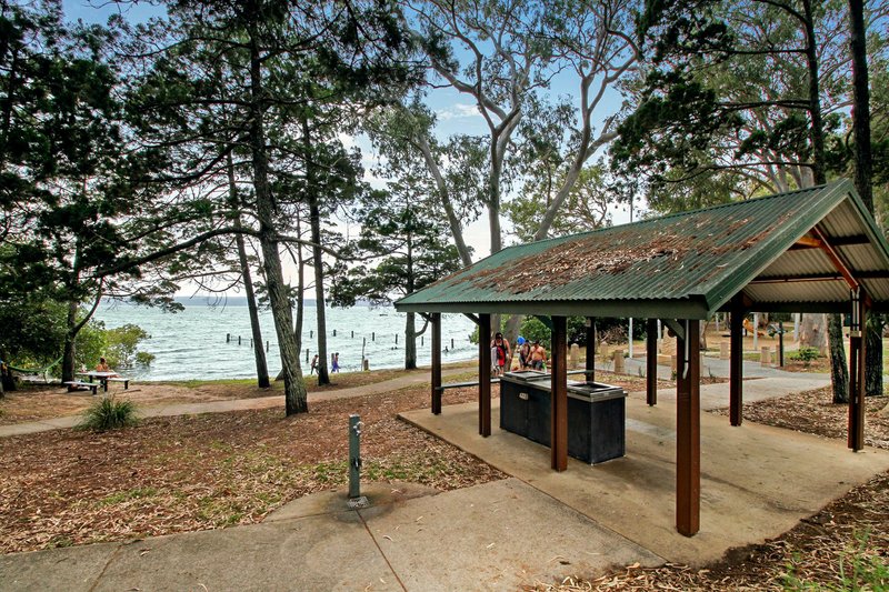 Photo - 80-82 Coondooroopa Drive, Macleay Island QLD 4184 - Image 21