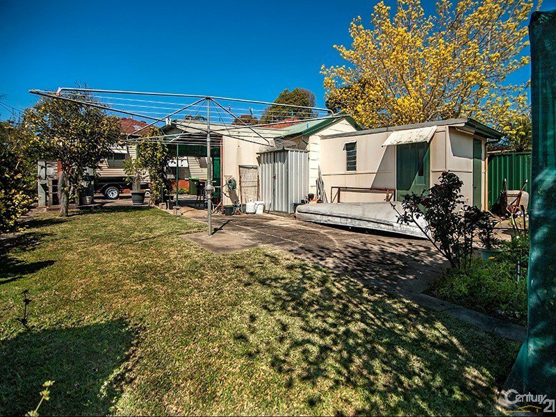 Photo - 80 Ardath Ave , Panania NSW 2213 - Image 2