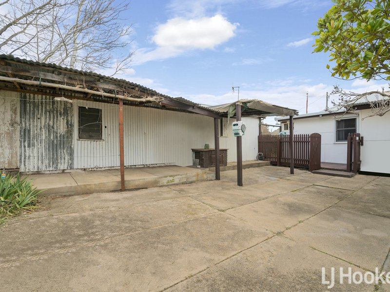 Photo - 80 Bant Street, South Bathurst NSW 2795 - Image 9