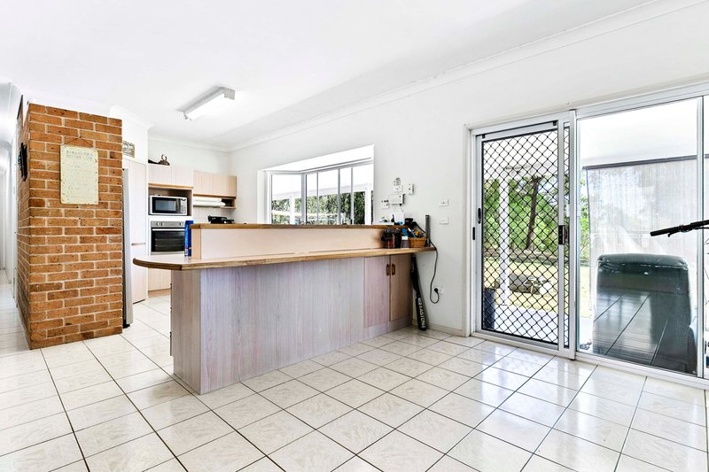 Photo - 80 Beck Road, Urangan QLD 4655 - Image 5