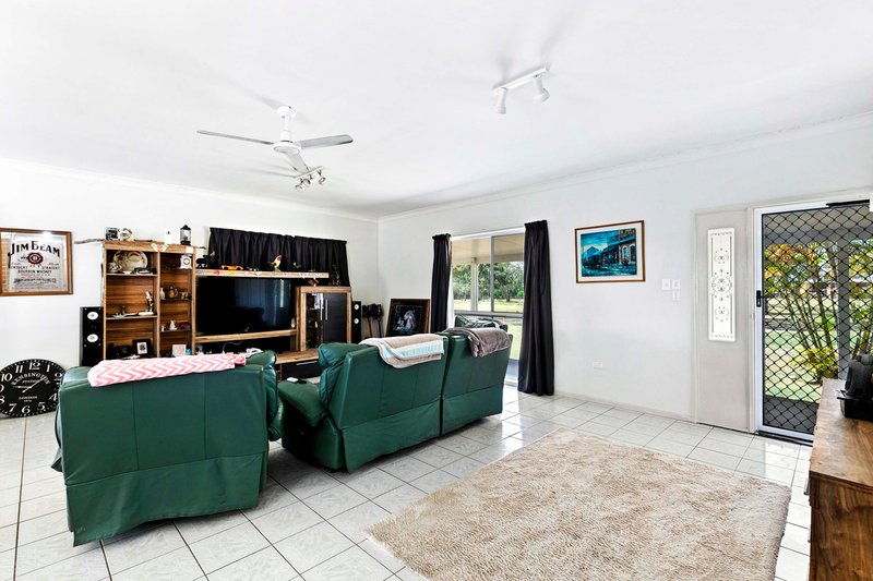 Photo - 80 Beck Road, Urangan QLD 4655 - Image 16