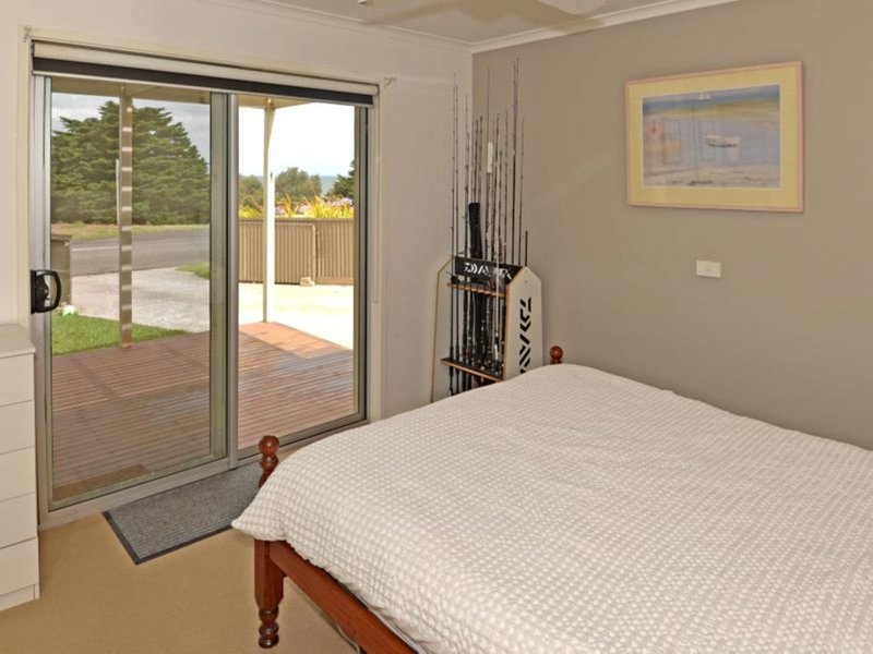 Photo - 80 Bluff Road, St Leonards VIC 3223 - Image 11