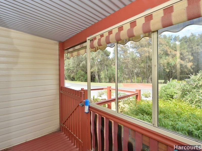 Photo - 80 Bougainvillia Drive, Mandurah WA 6210 - Image 2