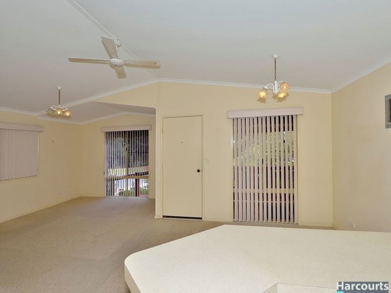 Photo - 80 Bougainvillia Drive, Mandurah WA 6210 - Image 4