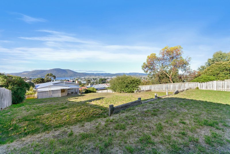 Photo - 80 Brent Street, Glenorchy TAS 7010 - Image 5