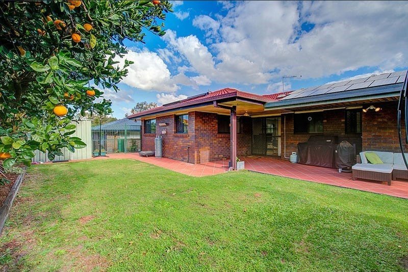 Photo - 80 Cadogan Street, Carindale QLD 4152 - Image 17