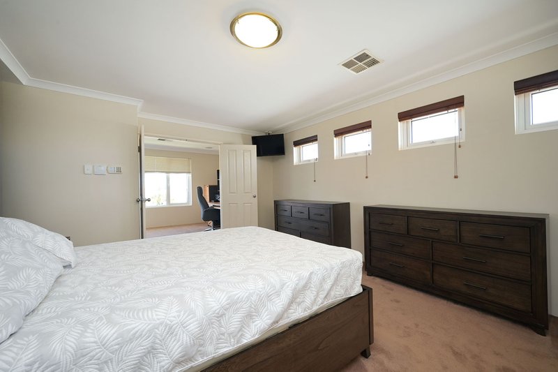 Photo - 80 Camborne Parkway, Butler WA 6036 - Image 25