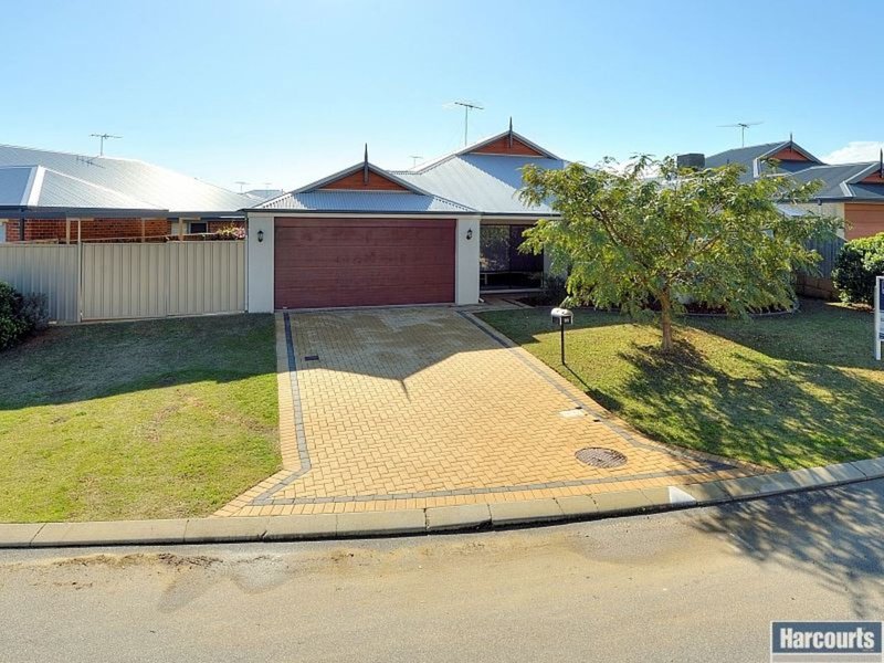 80 Carissa Turn, Halls Head WA 6210