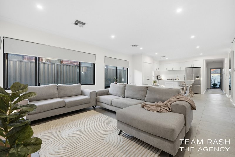 Photo - 80 Castlereagh Way, Brabham WA 6055 - Image 16