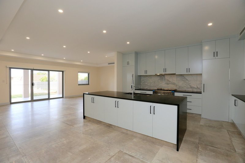 Photo - 80 Clarence Street, Condell Park NSW 2200 - Image 3