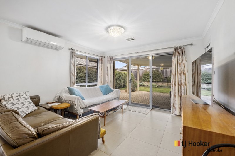 Photo - 80 Cocoparra Crescent, Crace ACT 2911 - Image 6