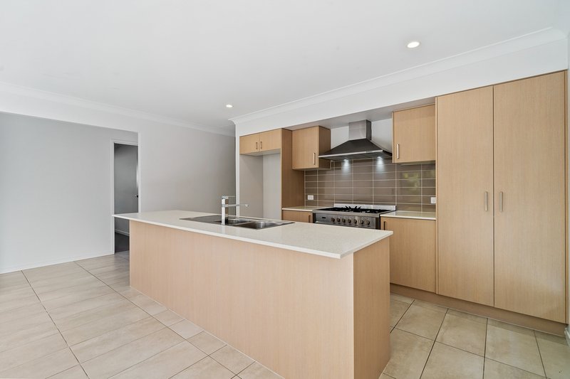 Photo - 80 Crest Street, Narangba QLD 4504 - Image 3