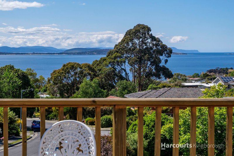 Photo - 80 Crystal Downs Drive, Blackmans Bay TAS 7052 - Image 3