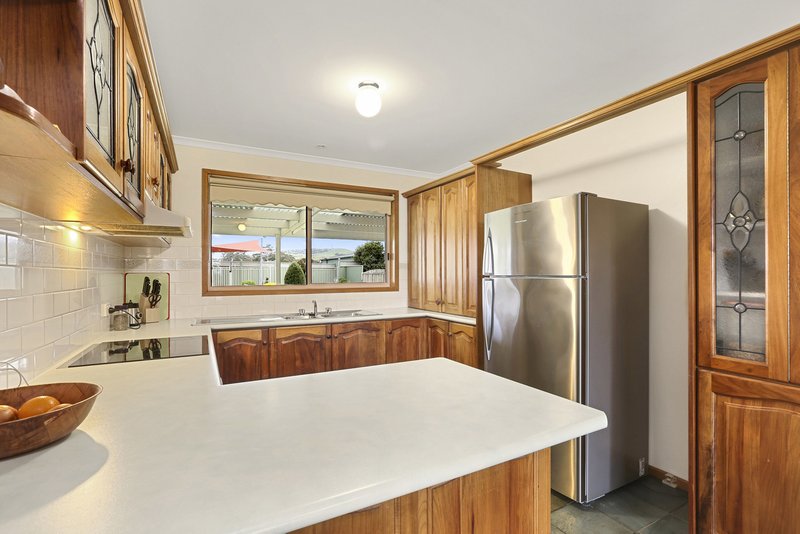 Photo - 80 De Motts Road, Anakie VIC 3213 - Image 3