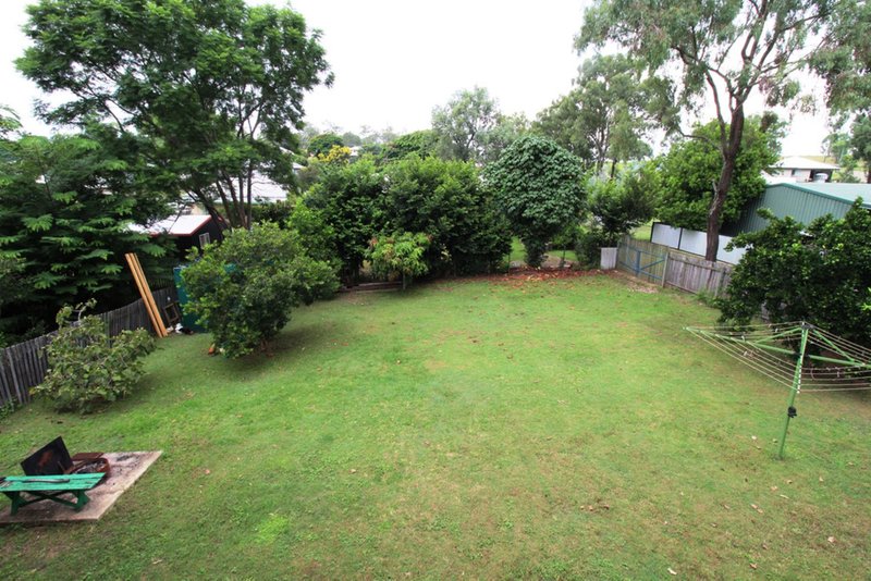 Photo - 80 Eskdale Road, Toogoolawah QLD 4313 - Image 7