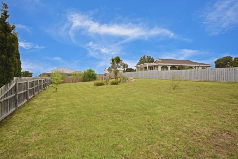 Photo - 80 Fawthrop Street, Portland VIC 3305 - Image 2