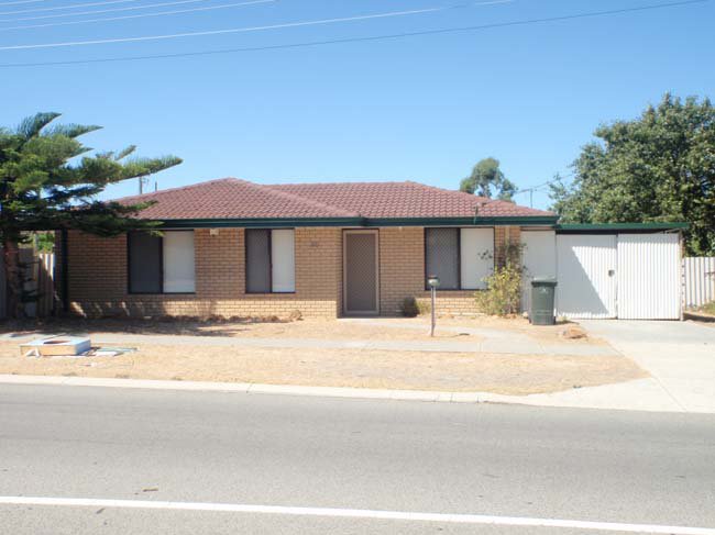 Photo - 80 Gossamer Avenue, Mirrabooka WA 6061 - Image 2