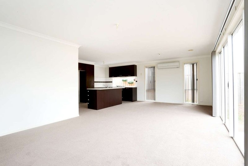 Photo - 80 Hamish Drive, Tarneit VIC 3029 - Image 3
