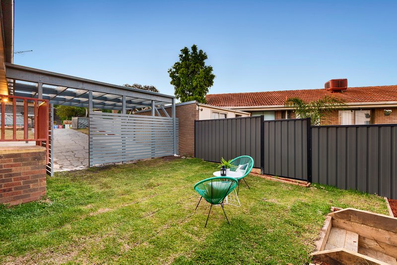 Photo - 80 Haverbrack Drive, Mulgrave VIC 3170 - Image 10