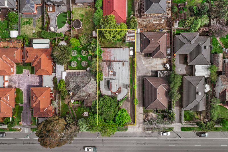 80 Heatherdale Road, Mitcham VIC 3132